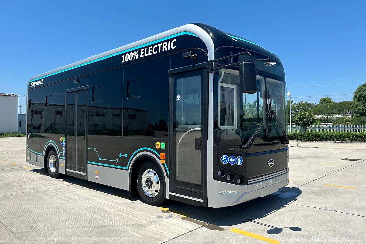 В Алматы будут выпускать китайские электробусы