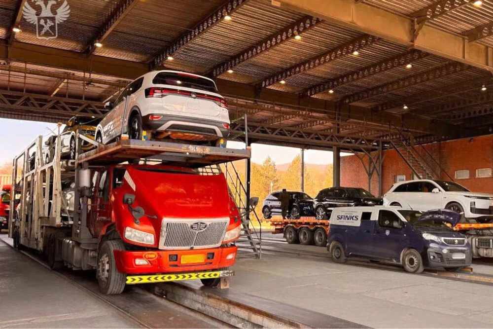 На Дальнем Востоке примут меры для ускорения оформления импортных авто